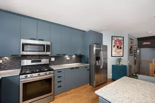 1649 W Ontario St, Chicago, IL 60622 - Photo 12