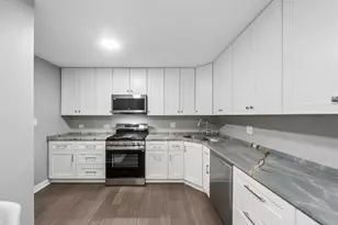 150 Lake Blvd, Buffalo Grove, IL 60089 - Photo 12