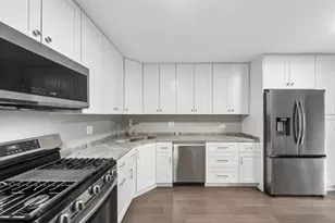 150 Lake Blvd, Buffalo Grove, IL 60089 - Photo 14