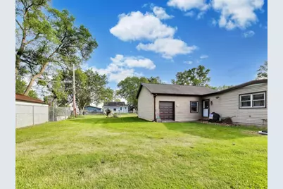 2516 Bittersweet Avenue, Holiday Hills, IL 60051 - Photo 26