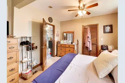 2516 Bittersweet Avenue, Holiday Hills, IL 60051 - Photo 16