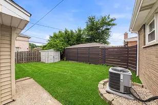 5013 N Oneida Ave, Norridge, IL 60706 - Photo 16