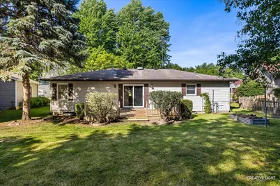 995 Blackhawk Drive, Elgin, IL 60120 - Photo 16