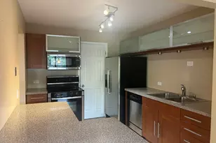 93 Lambert Dr, Schaumburg, IL 60193 - Photo 8