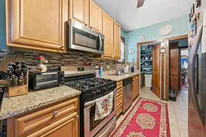 8019 S Rhodes Avenue, Chicago, IL 60619 - Photo 10
