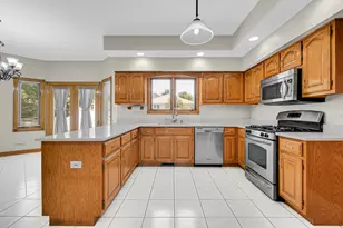 17633 Coronado Dr, Orland Park, IL 60467 - Photo 6