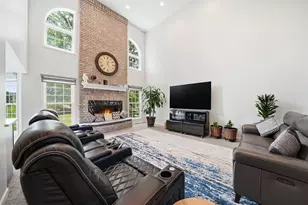 22W133 Glenrise Ct, Glen Ellyn, IL 60137 - Photo 8