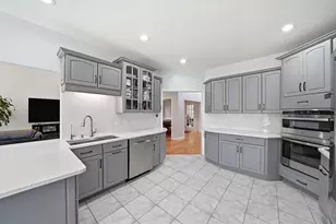 22W133 Glenrise Ct, Glen Ellyn, IL 60137 - Photo 10