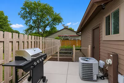 743 Parkview Court, Roselle, IL 60172 - Photo 34