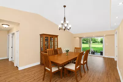 743 Parkview Court, Roselle, IL 60172 - Photo 6