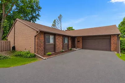 743 Parkview Court, Roselle, IL 60172 - Photo 1