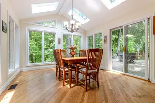 28588 N Tanglewood Ct, Libertyville, IL 60048 - Photo 16