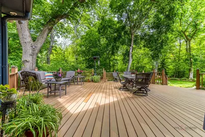 28588 N Tanglewood Court, Libertyville, IL 60048 - Photo 46