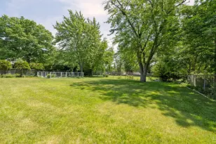 1425 Concord Ln, Schaumburg, IL 60193 - Photo 10
