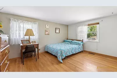 1425 Concord Lane, Schaumburg, IL 60193 - Photo 6