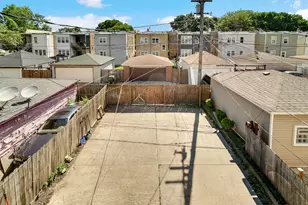 1647 N Austin Ave, Chicago, IL 60639 - Photo 22