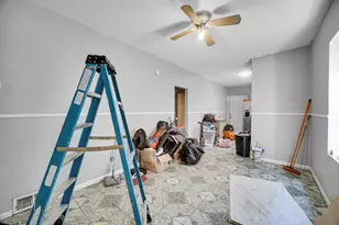 1647 N Austin Ave, Chicago, IL 60639 - Photo 16