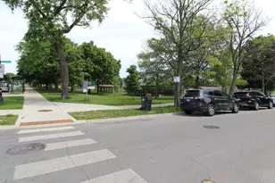 401 E 91st St, Chicago, IL 60619 - Photo 4