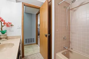6257 S Newland Ave, Chicago, IL 60638 - Photo 16