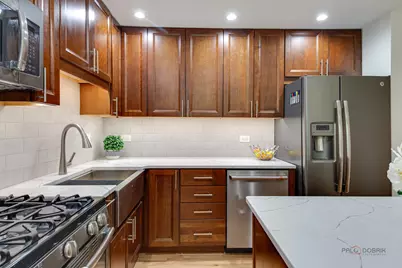 2300 W Bloomingdale Avenue #D, Chicago, IL 60647 - Photo 10
