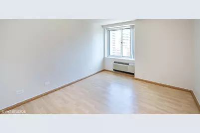211 E Ohio Street #2207, Chicago, IL 60611 - Photo 8