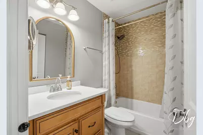 319 E Camden Lane, Round Lake Beach, IL 60073 - Photo 26