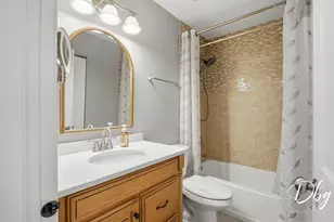 319 E Camden Ln, Round Lake Beach, IL 60073 - Photo 26