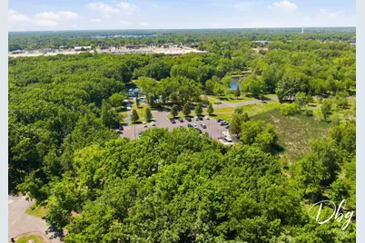 319 E Camden Lane, Round Lake Beach, IL 60073 - Photo 46