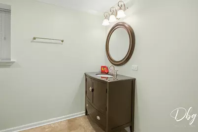 319 E Camden Lane, Round Lake Beach, IL 60073 - Photo 36