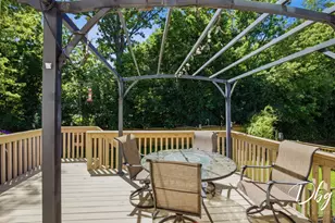 319 E Camden Ln, Round Lake Beach, IL 60073 - Photo 38