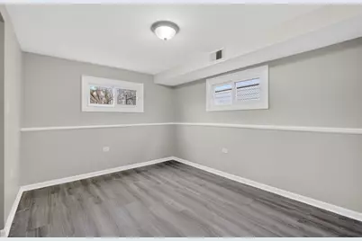 1537 W 165th Street, Markham, IL 60426 - Photo 14