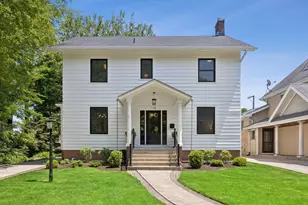 115 S Spring Ave, La Grange, IL 60525 - Photo 1