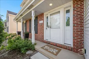 1213 Geneva Dr, Geneva, IL 60134 - Photo 2