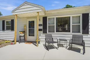 1109 N State St, Bloomington, IL 61701 - Photo 4