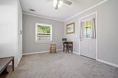 1109 N State Street, Bloomington, IL 61701 - Photo 18