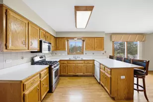 4807 Clearwater Ln, Naperville, IL 60564 - Photo 8