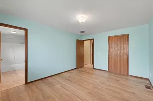 3112 Valerie Dr, Champaign, IL 61822 - Photo 12
