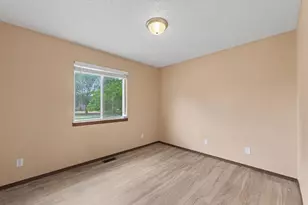 3112 Valerie Dr, Champaign, IL 61822 - Photo 14