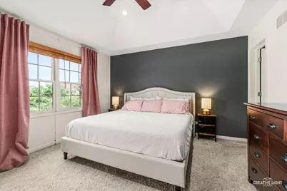386 Essex Drive, Oswego, IL 60543 - Photo 22