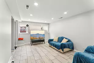 6217 S Seeley Ave, Chicago, IL 60636 - Photo 18