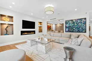 270 E Pearson St, Chicago, IL 60611 - Photo 8