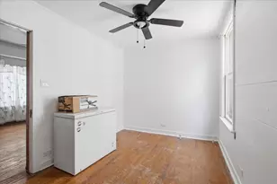 5431 S Hermitage Ave, Chicago, IL 60609 - Photo 8