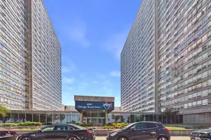 4800 S Chicago Beach Dr, Chicago, IL 60615 - Photo 1