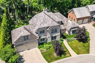 1771 Stanford Ct, Lake Forest, IL 60045 - Photo 2