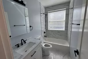 4901 N Kenmore Ave, Chicago, IL 60640 - Photo 6