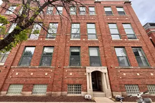 1122 W Newport Ave, Chicago, IL 60657 - Photo 1