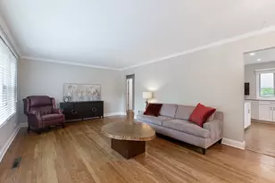 227 S Cedar St, Palatine, IL 60067 - Photo 4