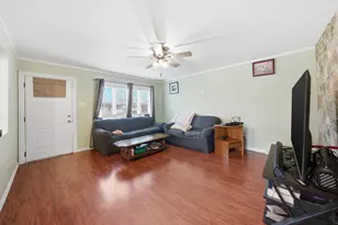14325 Tripp Ave, Midlothian, IL 60445 - Photo 4
