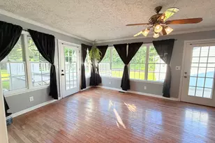 1200 Academy St, Eldorado, IL 62930 - Photo 16
