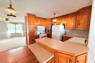 1200 Academy St, Eldorado, IL 62930 - Photo 14